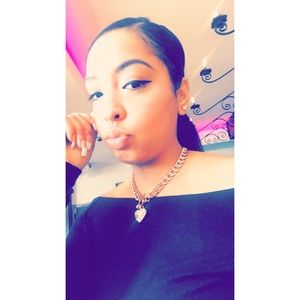 Meet your Posher, Brittany